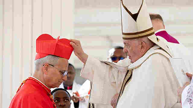 Papa Le&atilde;o XIV pede paz e lembra Francisco: &ldquo;Ajudem a construir pontes&rdquo; 