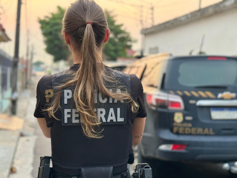 PF e PCMS prendem homem por armazenamento de pornografia infantil em Corumb&aacute;