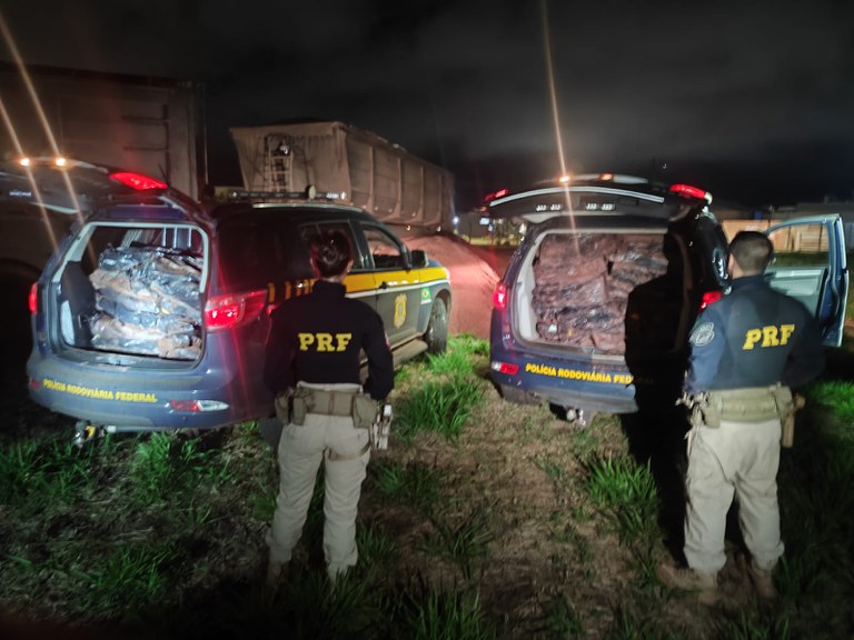 PRF apreende mais de 1 tonelada de cocaína em cargas de minério provenientes de Corumbá