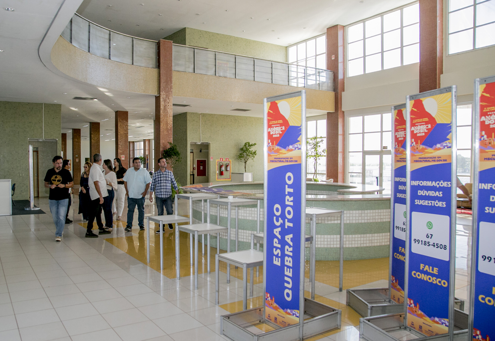 Prefeitura e Estado destacam estrutura do Festival América do Sul no Porto Geral
