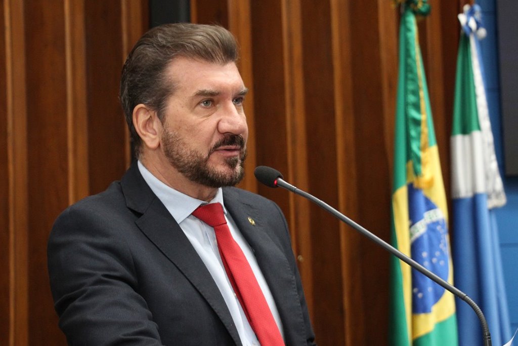 Deputados da ALEMS debatem projeto que flexibiliza regras sobre licenciamento ambiental