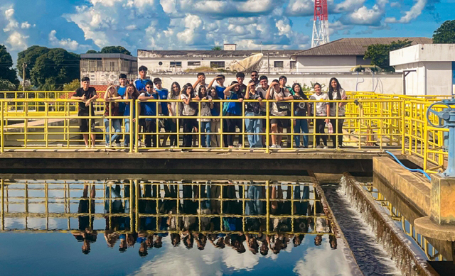 Sanesul e Sesi celebram o Dia da Indústria com visita na estação de tratamento em Corumbá