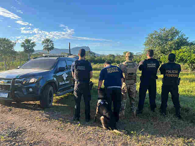 PF e Receita Federal combatem o tr&aacute;fico de drogas em Corumb&aacute;