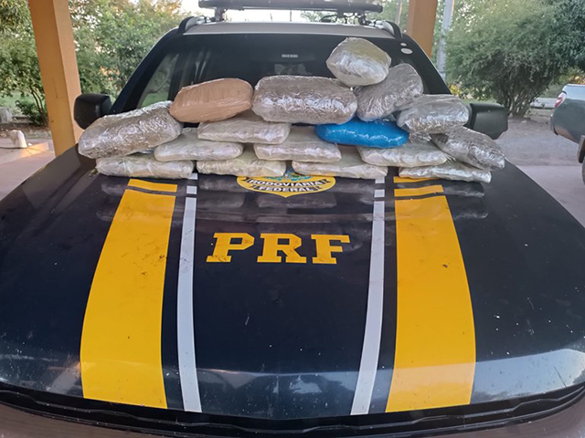 Casal de passageiros &eacute; detido pela PRF com 10 Kg de skunk na BR-262