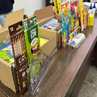Prefeitura de Lad&aacute;rio realiza entrega de kits e uniformes escolares no dia 3 de junho