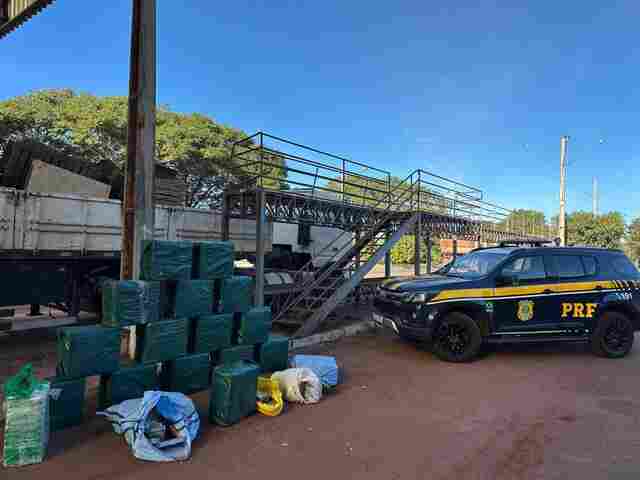 PRF realiza a maior apreens&atilde;o de coca&iacute;na do ano em caminh&atilde;o que transportava ferro gusa na BR-262