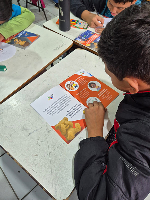 Moinho Cultural realiza a&ccedil;&otilde;es de conscientiza&ccedil;&atilde;o no Maio Laranja e lan&ccedil;a projeto com protagonismo infantil