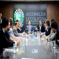 Nova arquitetura e conceito: Governo apresenta aos deputados expans&atilde;o da infra e desafios da sa&uacute;de em MS