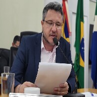 Cazarin sugere que Prefeitura assuma cal&ccedil;amento de vias e passeios p&uacute;blicos na cidade