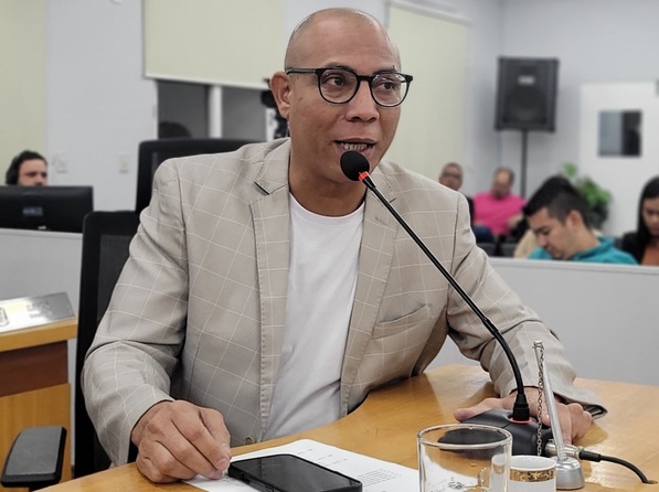 Hesley solicita informa&ccedil;&otilde;es sobre funcionamento dos conselhos municipais na cidade