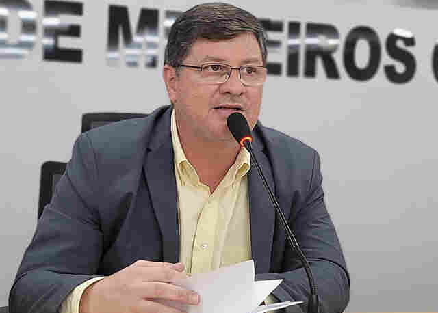 Bira sugere implementa&ccedil;&atilde;o de programa para cirurgias bari&aacute;tricas e outras interven&ccedil;&otilde;es
