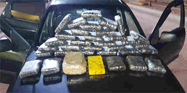 PRF prende dupla com maconha e coca&iacute;na na BR-262 em Corumb&aacute;