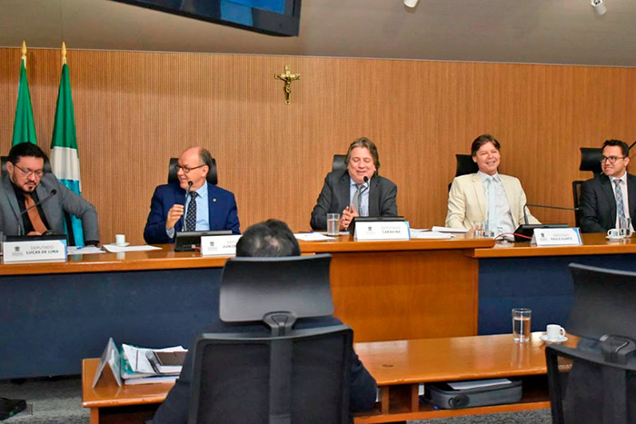 CCJR aprova projeto da LDO, que estima 27 bilhões de reais para 2026