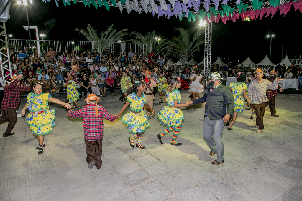 Banho de São João: concurso de Quadrilhas Juninas anima festa no Porto Geral