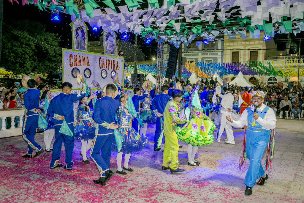 Banho de São João: concurso de Quadrilhas Juninas anima festa no Porto Geral