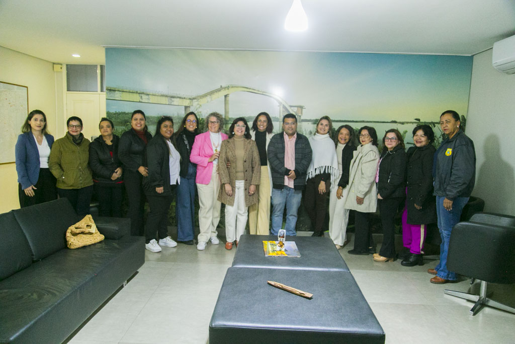 Prefeitura empossa novos membros Conselho Municipal dos Direitos da Mulher