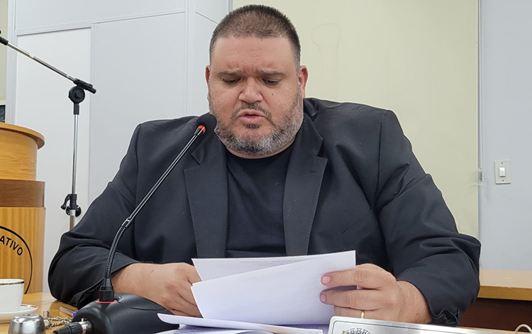 Vereador Jovan pede estudos para ampliar serviços de coleta de resíduos sólidos no Guatós