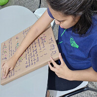 Gabarito em Braille impulsiona acessibilidade no simulado da EE Maria Leite