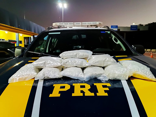 PRF apreende 49 Kg de prata metálica em fiscalização na BR-262 em Corumbá
