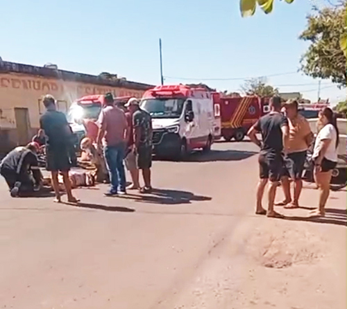 Idoso de 73 anos fica gravemente ferido depois de ser atropelamento por moto na Rua Ricardo Franco em Corumbá
