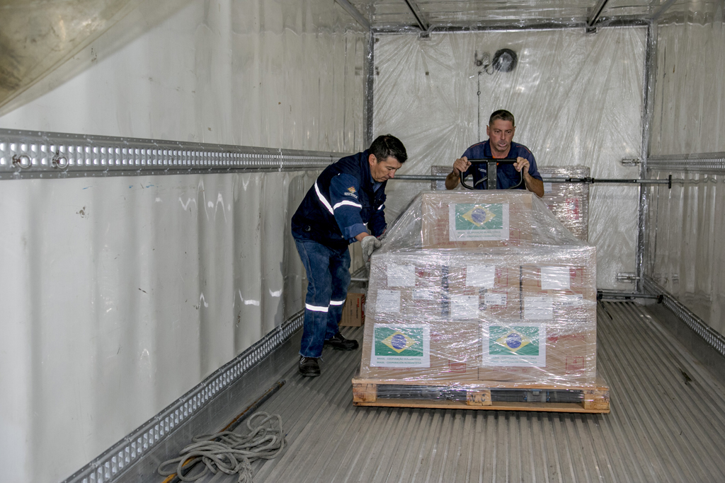 Corumb&aacute; apoia comando log&iacute;stico em opera&ccedil;&atilde;o entre Minist&eacute;rio da Sa&uacute;de e Bol&iacute;via 