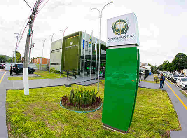 Defensoria aponta falha contratual e garante suspens&atilde;o de descontos em benef&iacute;cio de aposentado em Corumb&aacute; 