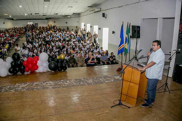 Mobiliza&ccedil;&atilde;o escolar marca formatura do PROERD em Corumb&aacute;
