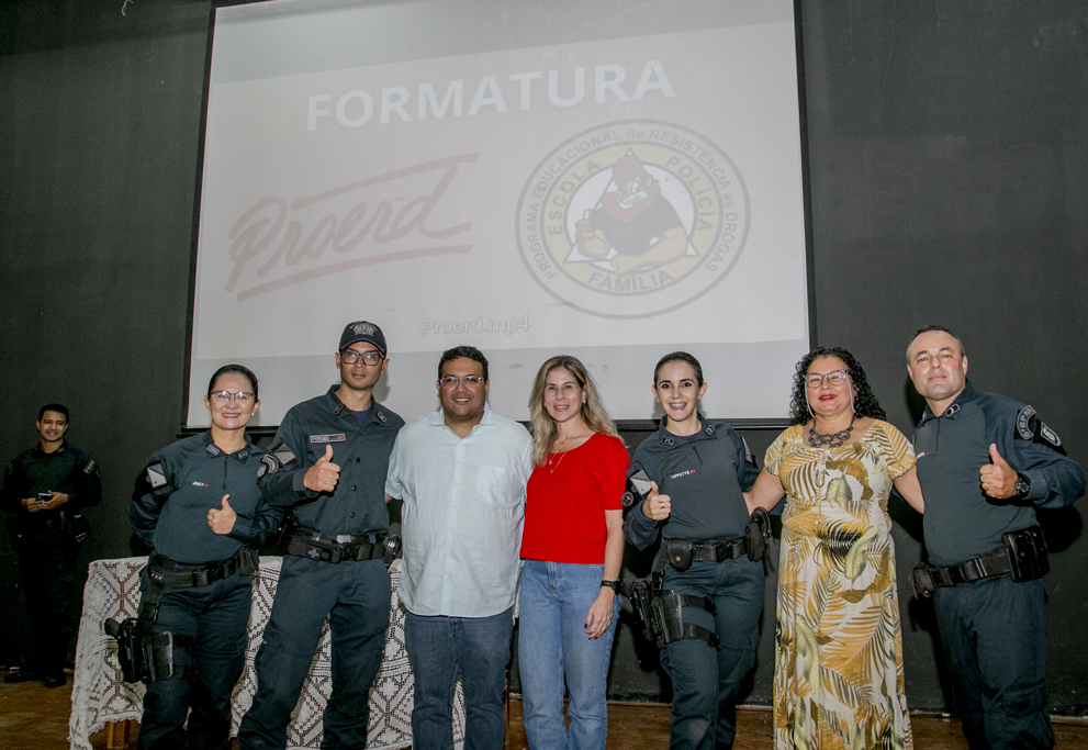 Mobiliza&ccedil;&atilde;o escolar marca formatura do PROERD em Corumb&aacute;