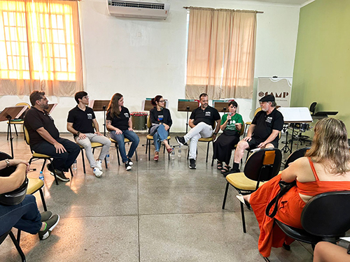 Professores da OSB realizam resid&ecirc;ncia pedag&oacute;gica no Moinho Cultural com foco em forma&ccedil;&atilde;o musical e interc&acirc;mbio de saberes