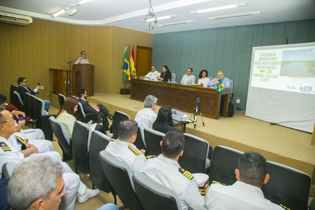 Em Corumb&aacute;, Brasil e Bol&iacute;via refor&ccedil;am parceria para navegabilidade no canal Tamengo