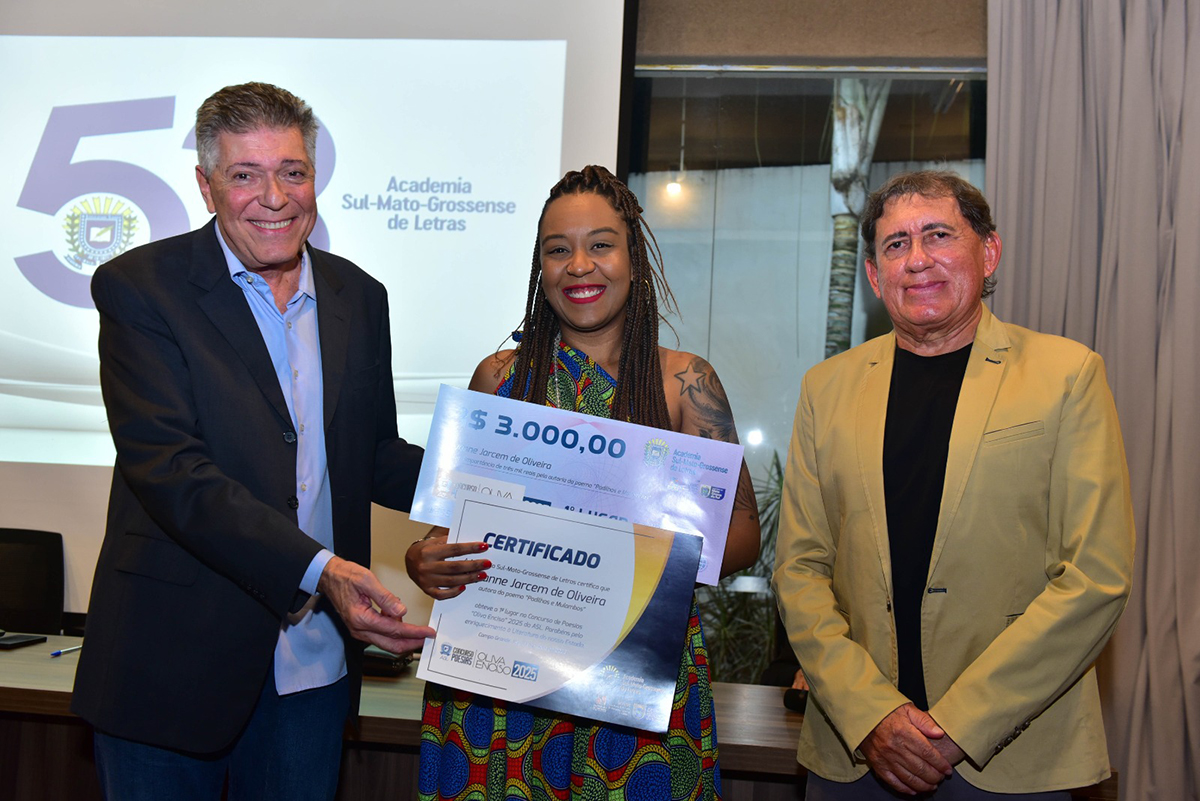 Poesias premiadas revelam e confirmam talentos da literatura em MS