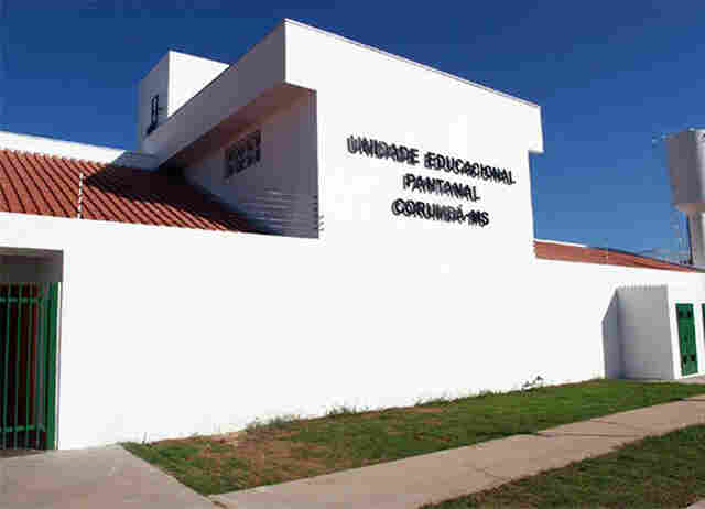 Adolescente boliviano obt&eacute;m cart&atilde;o do SUS com ajuda da Defensoria em Corumb&aacute; 