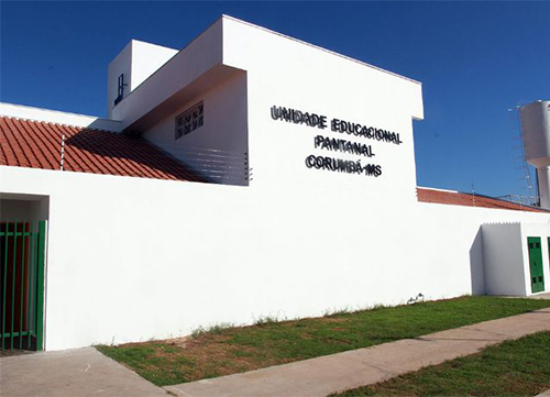 Adolescente boliviano obt&eacute;m cart&atilde;o do SUS com ajuda da Defensoria em Corumb&aacute; 