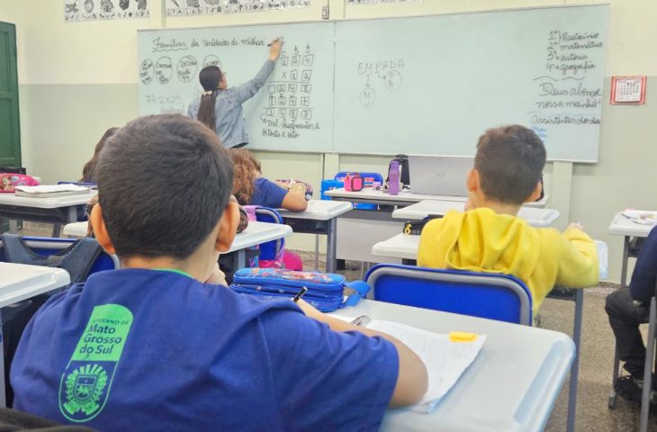 Mais de 190 mil estudantes retornam &agrave;s aulas nas escolas estaduais de MS nesta ter&ccedil;a-feira