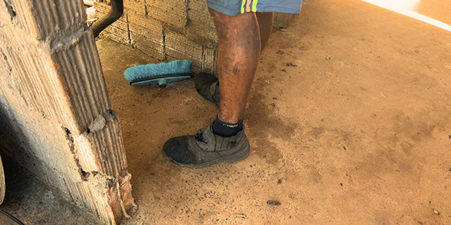 Trabalhadores resgatados em Coxim s&atilde;o indenizados por condi&ccedil;&otilde;es degradantes de labor
