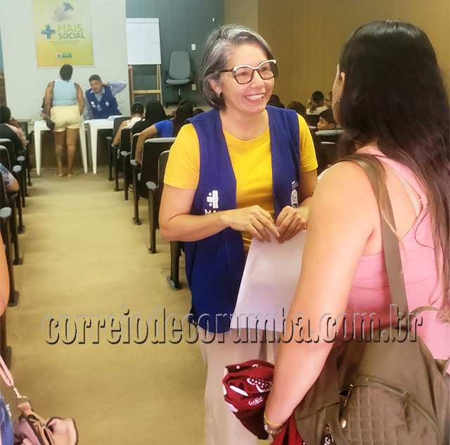 Governo do Estado entrega mais 222 cart&otilde;es aos benefici&aacute;rios do programa Mais Social em Corumb&aacute;