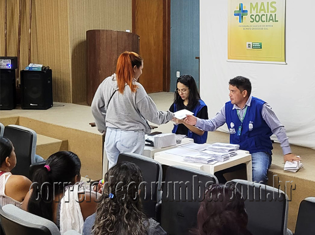 Governo do Estado entrega mais 222 cart&otilde;es aos benefici&aacute;rios do programa Mais Social em Corumb&aacute;