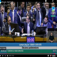 Camila Jara nega agress&atilde;o a Nikolas Ferreira e denuncia campanha de &oacute;dio ap&oacute;s tumulto no plen&aacute;rio