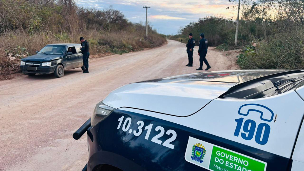 Opera&ccedil;&atilde;o conjunta entre Pol&iacute;cia Militar e Boliviana refor&ccedil;a fiscaliza&ccedil;&atilde;o e coibi crimes transfronteiri&ccedil;os