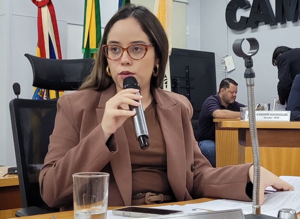 Hanna pede apoio de senadora para atender agricultores familiares com caminh&atilde;o pipa