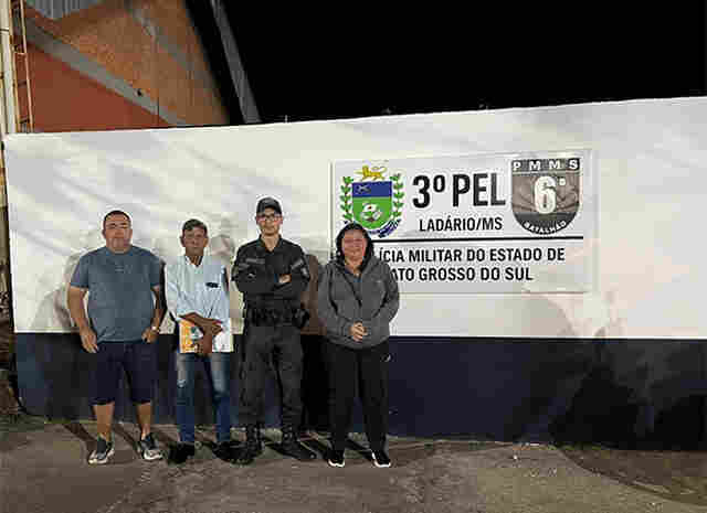 Reuni&atilde;o entre Pol&iacute;cia Militar e conselho comunit&aacute;rio de seguran&ccedil;a alinha a&ccedil;&otilde;es e refor&ccedil;a parceria em Lad&aacute;rio
