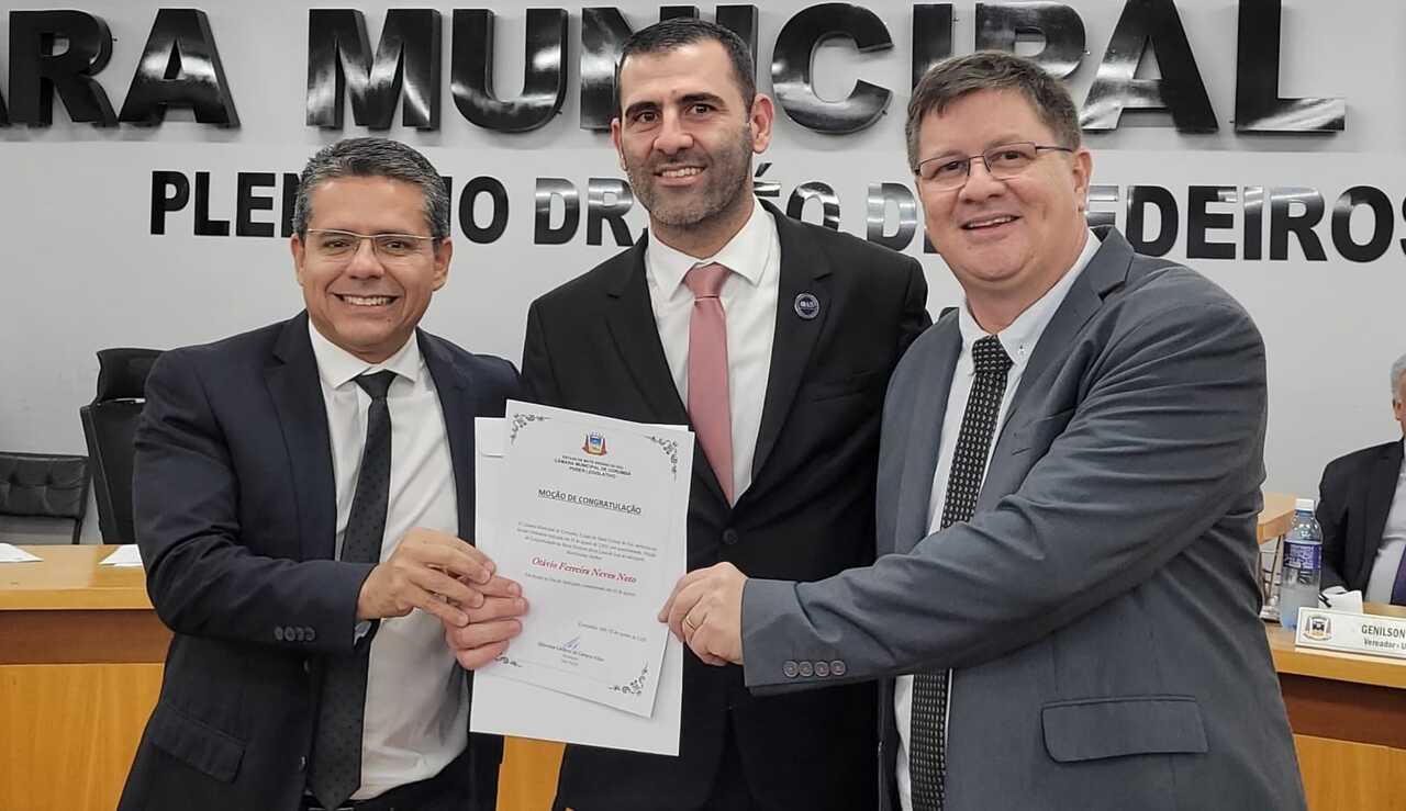 Profissionais da advocacia s&atilde;o homenageados por vereadores em Corumb&aacute;