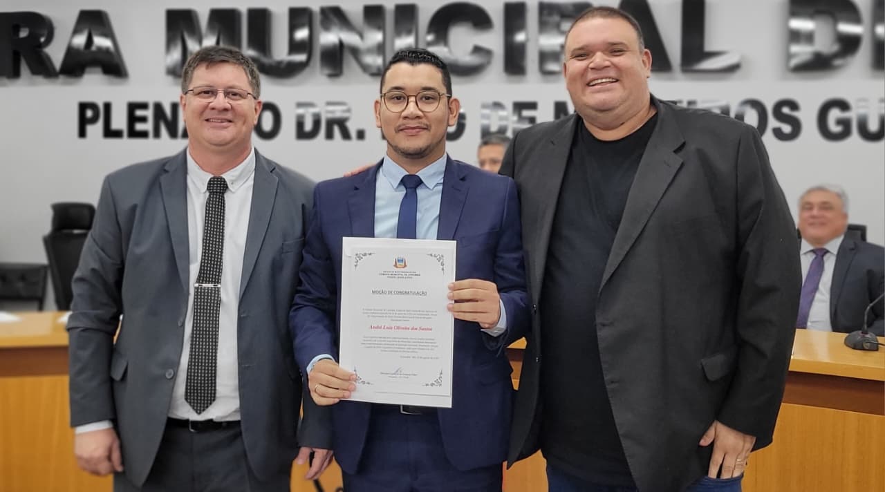 Profissionais da advocacia s&atilde;o homenageados por vereadores em Corumb&aacute;