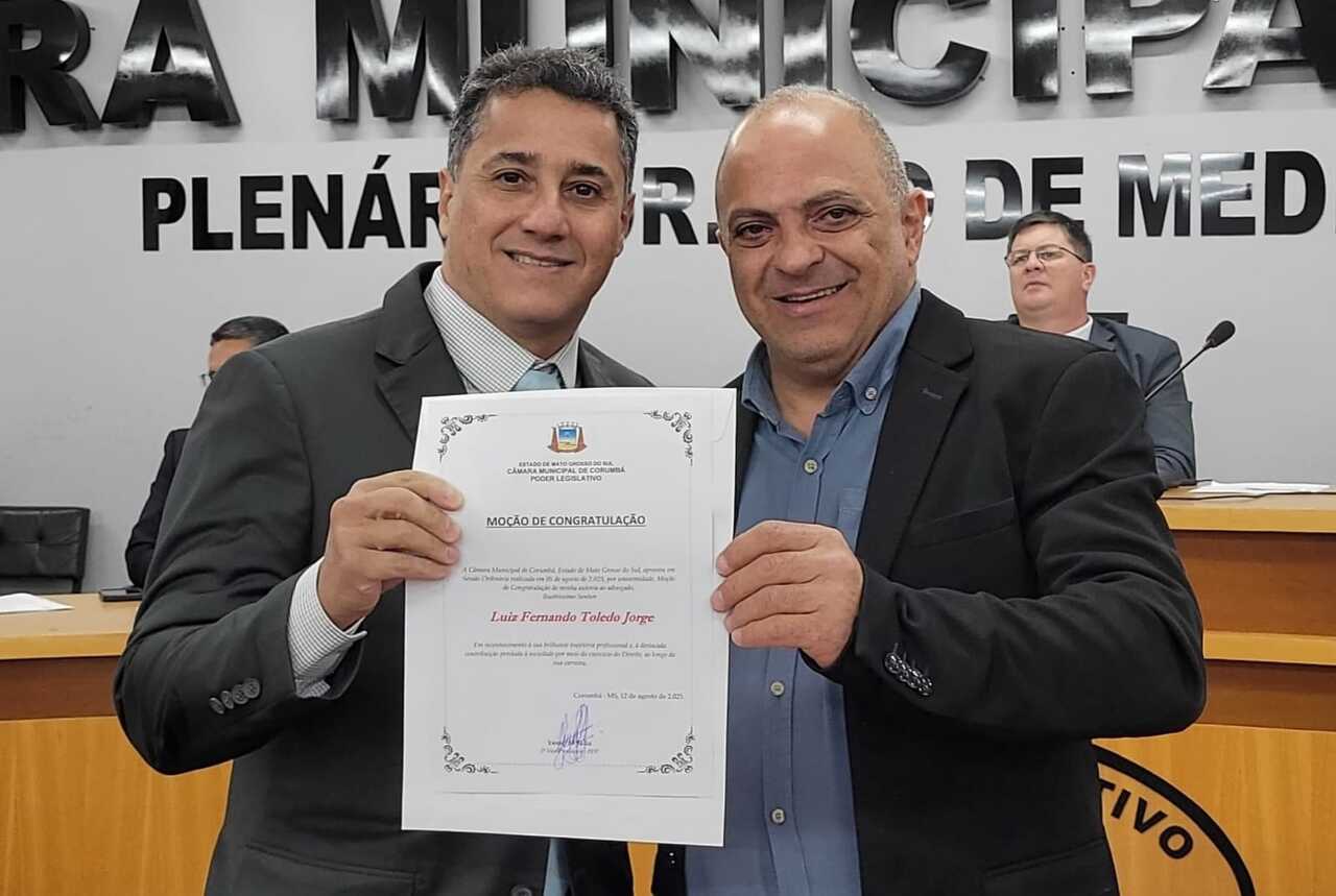 Profissionais da advocacia s&atilde;o homenageados por vereadores em Corumb&aacute;
