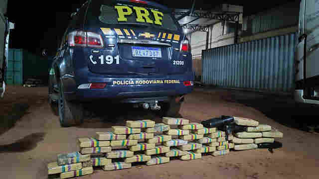 Carreta que saiu de Corumb&aacute; com 47 kg de drogas foi apreendida pela PRF em Tr&ecirc;s lagoas