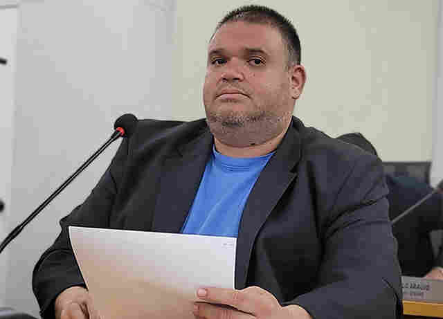 Vereador Jovan prop&otilde;e pol&iacute;tica permanente de valoriza&ccedil;&atilde;o dos servi&ccedil;os p&uacute;blicos municipais