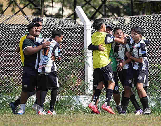 Corumbaense vence DAC fora de casa e fica a um empate da decis&atilde;o do Estadual Sub-15