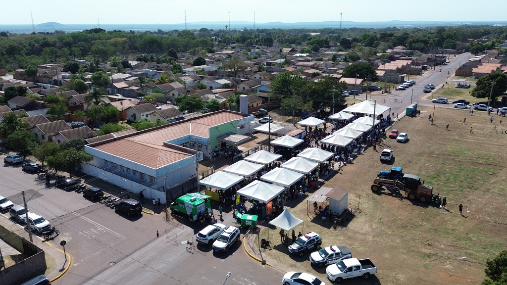 Projeto &ldquo;O Bairro que Eu Quero&rdquo; leva servi&ccedil;os e escuta popular a moradores de Corumb&aacute;