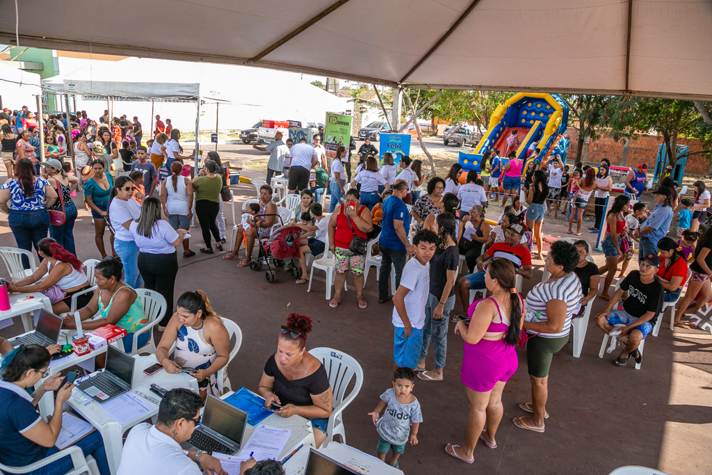 Projeto &ldquo;O Bairro que Eu Quero&rdquo; leva servi&ccedil;os e escuta popular a moradores de Corumb&aacute;