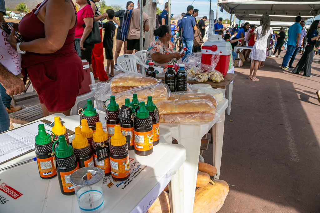 Projeto &ldquo;O Bairro que Eu Quero&rdquo; leva servi&ccedil;os e escuta popular a moradores de Corumb&aacute;